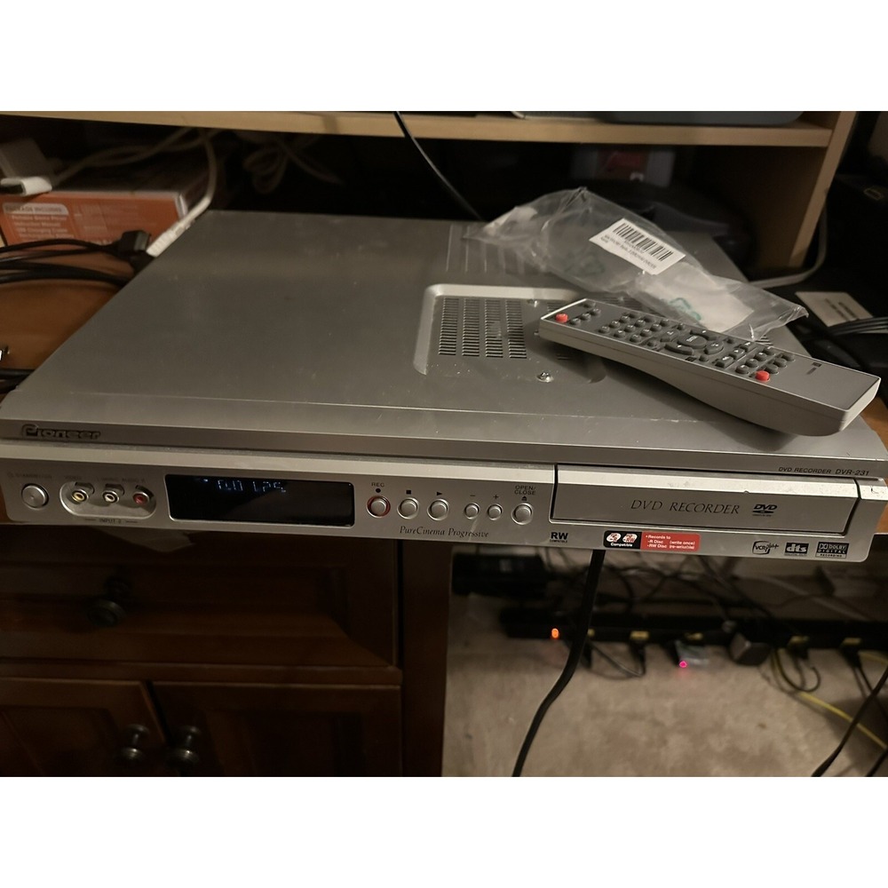 Pioneer DVR-231-S DVD Recorder Silver with Remote and Cables Tested Works